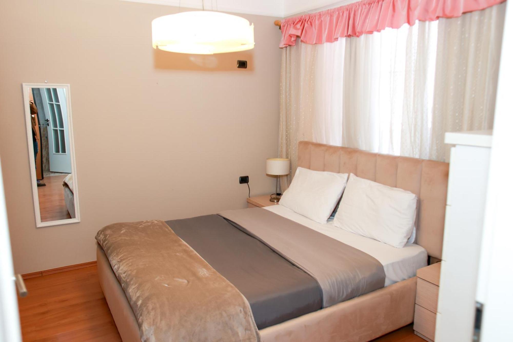 Cherry Apartment Tirana Kültér fotó